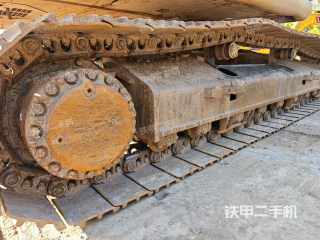 單側履帶整體（整機外觀）