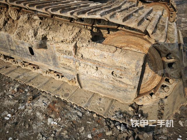 右側(cè)行走馬達蓋板（行走機構(gòu)）