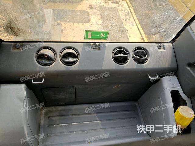 座椅后部（駕駛室部分）