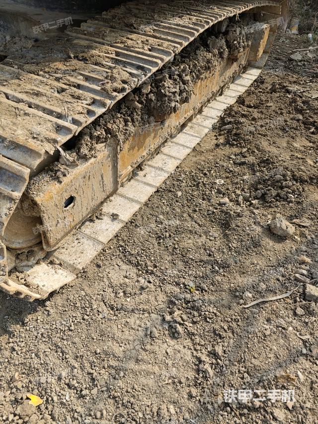 右側(cè)履帶整體（行走機構(gòu)）