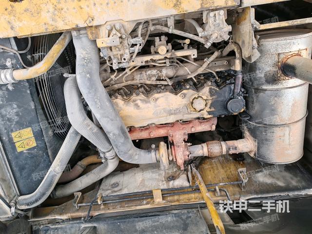 發(fā)動機整體俯視(整機外觀) 發(fā)動機整體俯視(整機外觀)
