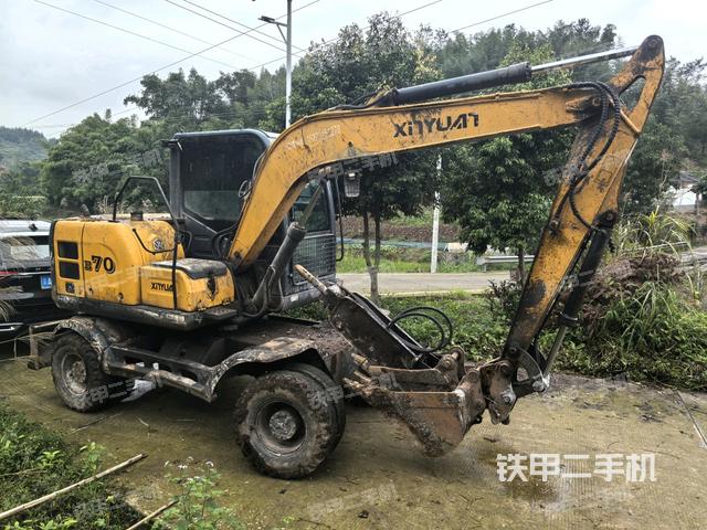 右前45(整機(jī)外觀) 右前45(整機(jī)外觀)