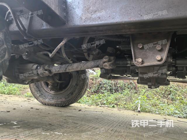 右驅(qū)動(dòng)輪(行走機(jī)構(gòu)) 右驅(qū)動(dòng)輪(行走機(jī)構(gòu))