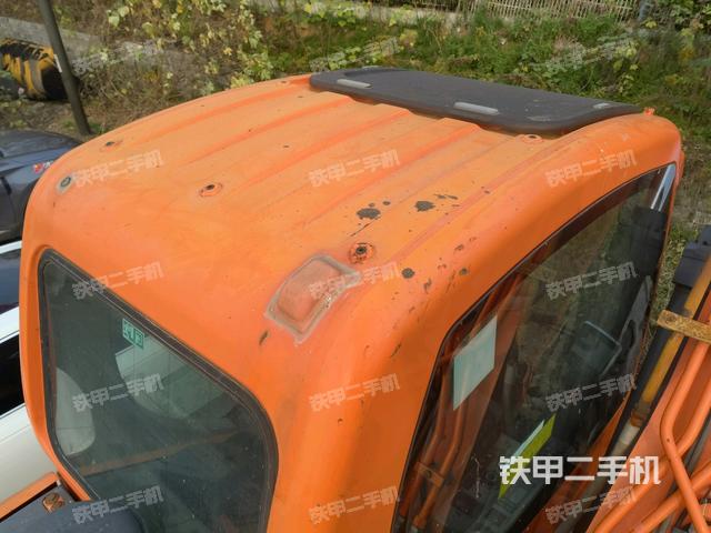 駕駛室頂部（整機(jī)外觀）