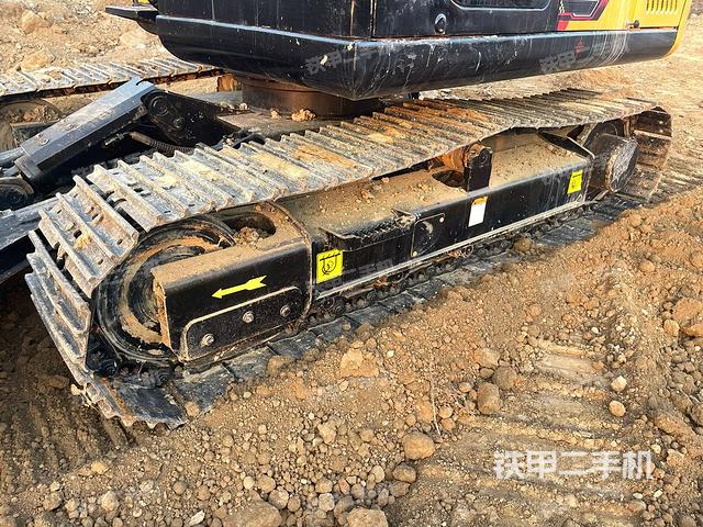 單側履帶整體（整機外觀）