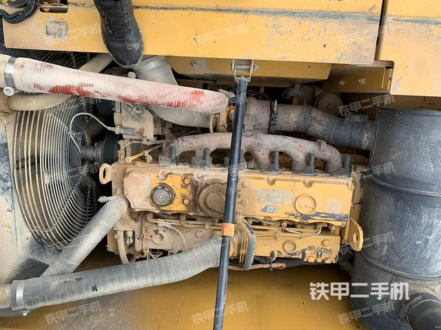 發(fā)動(dòng)機(jī)整體俯視(整機(jī)外觀) 發(fā)動(dòng)機(jī)整體俯視(整機(jī)外觀)