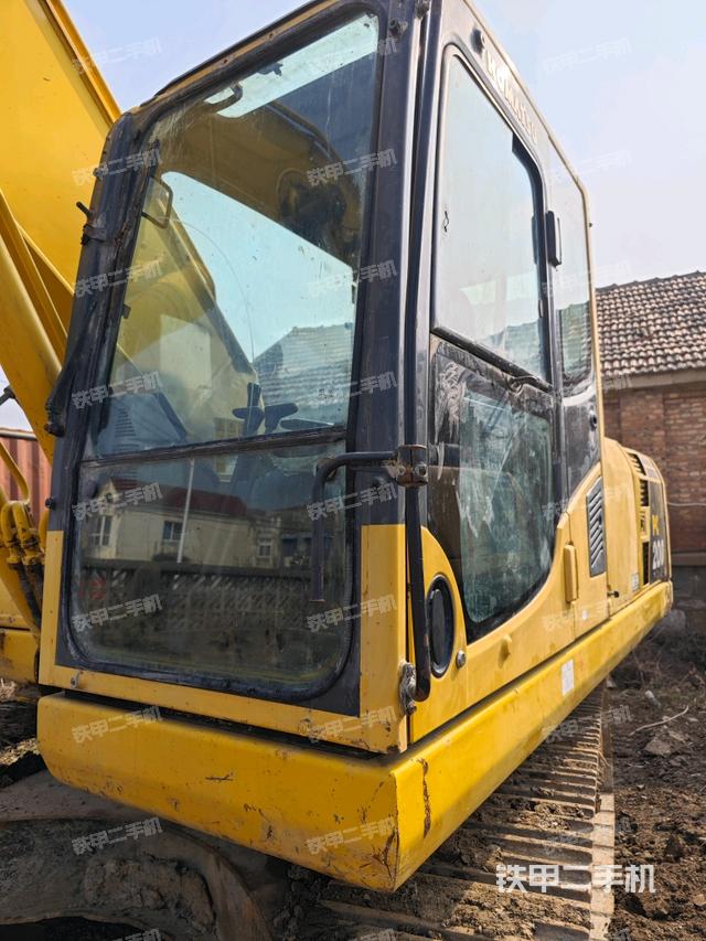 駕駛室左前45度（駕駛室部分）