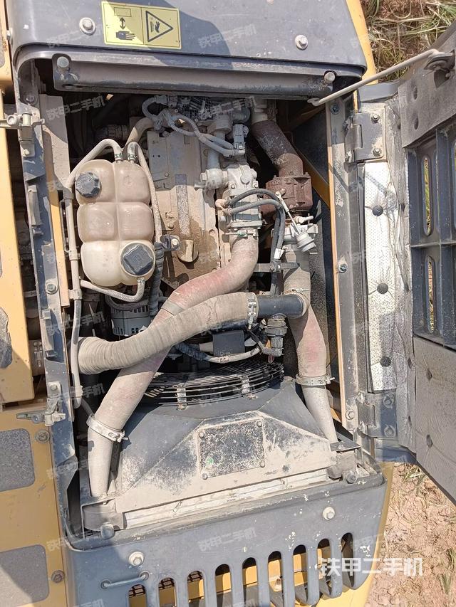 發(fā)動(dòng)機(jī)整體俯視（整機(jī)外觀）