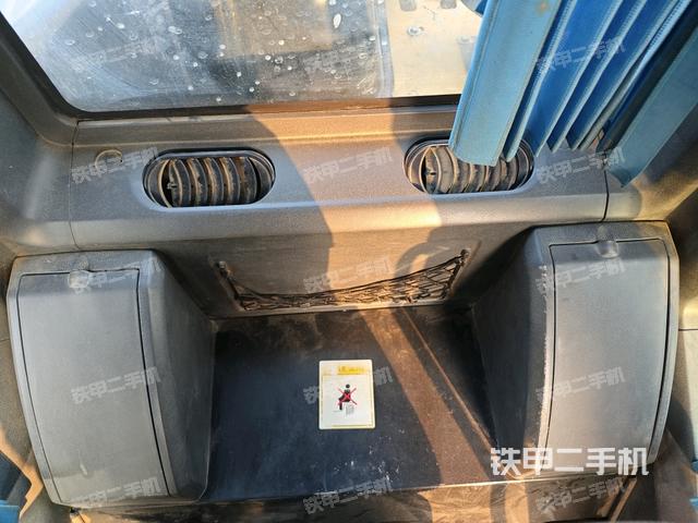 座椅后部（駕駛室部分）