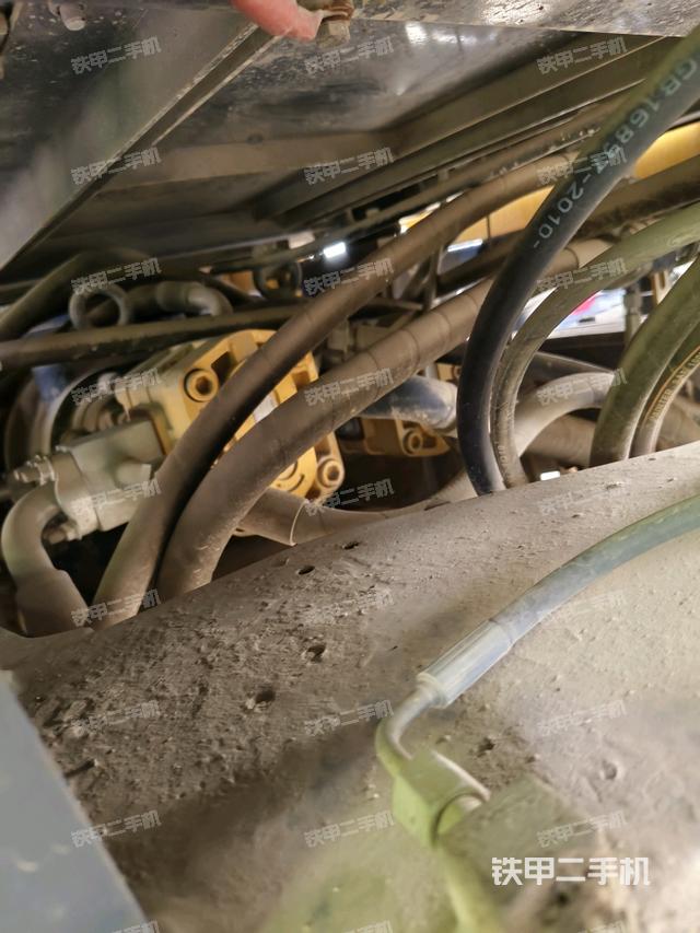 前驅(qū)動橋（液壓/傳動系統(tǒng)）