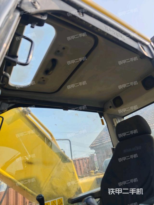 頂棚整體（駕駛室部分）