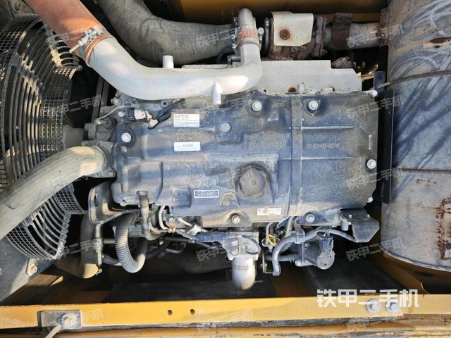 氣門室蓋螺絲特寫（上車部件）