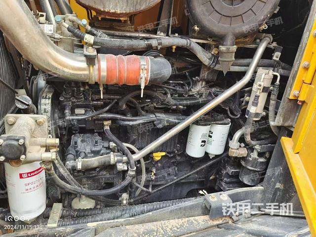 發(fā)動機左側(整機外觀及大件) 發(fā)動機左側(整機外觀及大件)