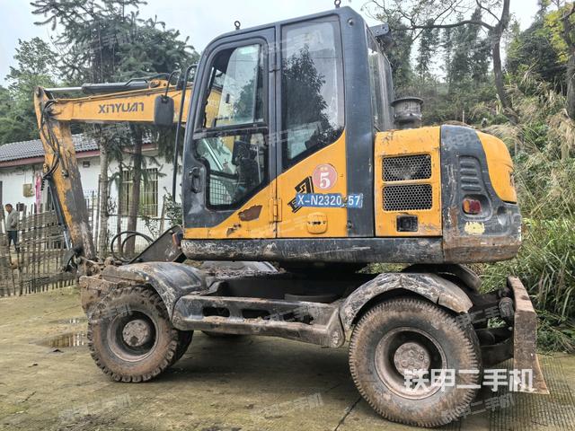 左后45(整機(jī)外觀) 左后45(整機(jī)外觀)