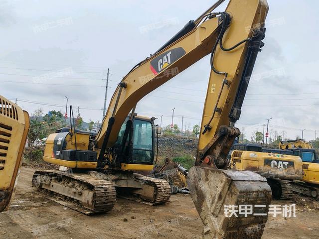 右前45(整機(jī)外觀) 右前45(整機(jī)外觀)