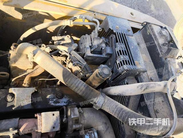 發(fā)動(dòng)機(jī)整體俯視(整機(jī)外觀) 發(fā)動(dòng)機(jī)整體俯視(整機(jī)外觀)