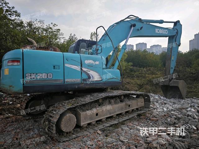 右前45(整機(jī)外觀) 右前45(整機(jī)外觀)