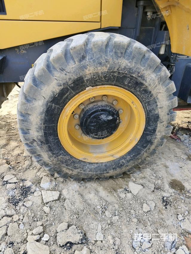 左前輪（行走機構(gòu)）