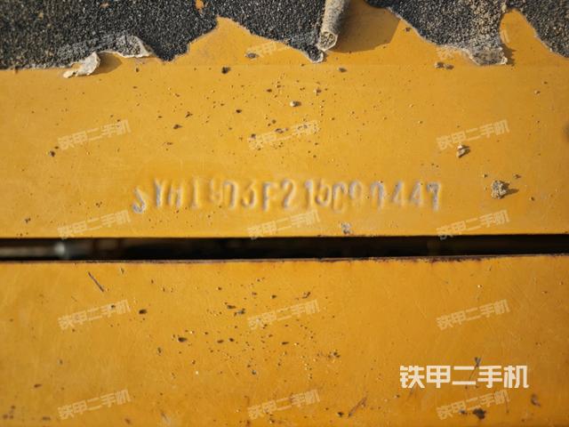 大臂背部俯視（工作和回轉(zhuǎn)裝置）