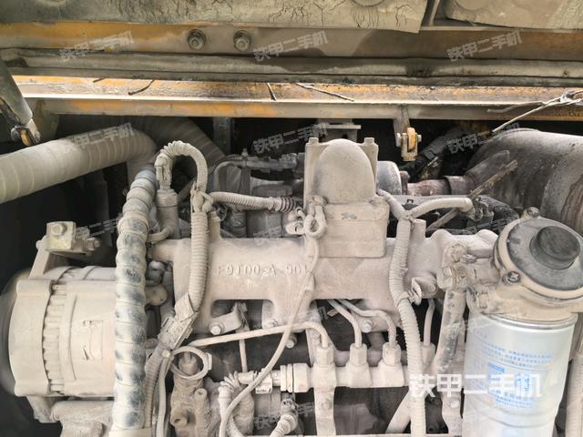 發(fā)動(dòng)機(jī)室(上車部件) 發(fā)動(dòng)機(jī)室(上車部件)