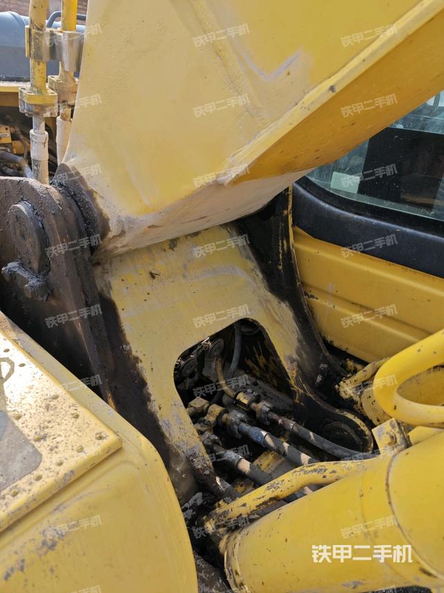 大臂根部?斜視（工作和回轉(zhuǎn)裝置）