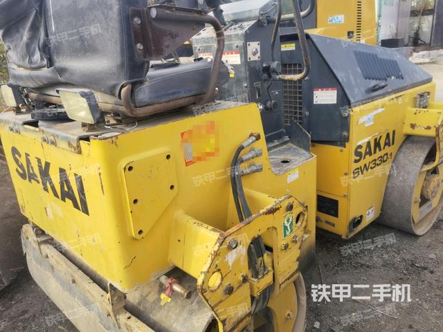整機右后45°(設備外觀及核心部件) 整機右后45°(設備外觀及核心部件)