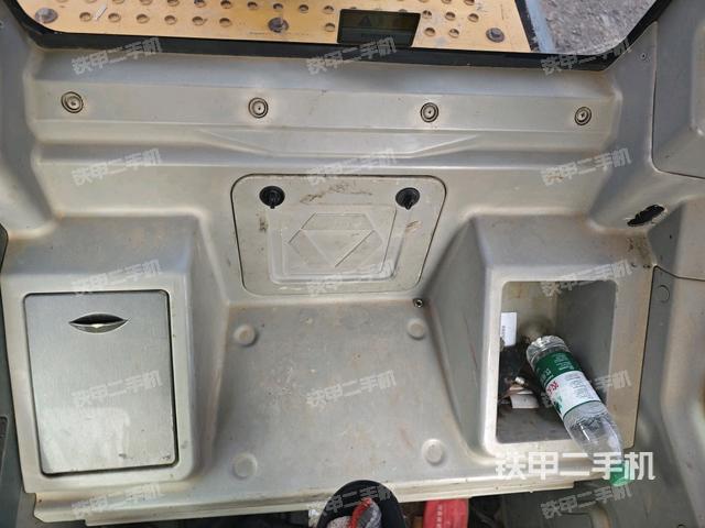 座椅后部（駕駛室部分）