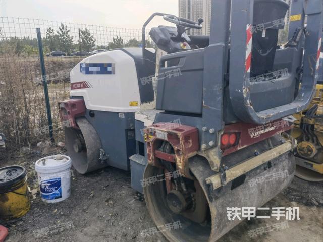 整機(jī)左側(cè)（設(shè)備外觀及核心部件）