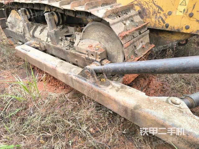 左引導輪（推土機底盤及工作裝置）