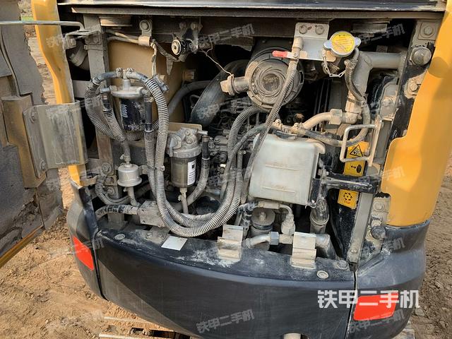 發(fā)動(dòng)機(jī)整體俯視(整機(jī)外觀) 發(fā)動(dòng)機(jī)整體俯視(整機(jī)外觀)