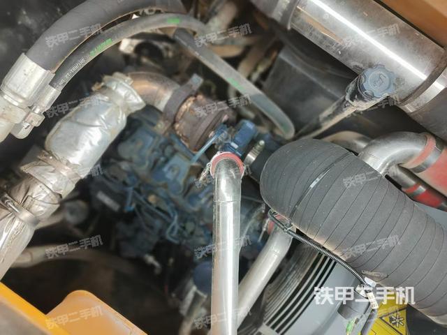 發(fā)動機(設備外觀及核心部件) 發(fā)動機(設備外觀及核心部件)