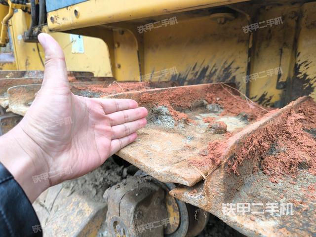 推土鏟左后（推土機底盤及工作裝置）