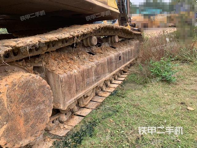 單側(cè)履帶整體（整機(jī)外觀）