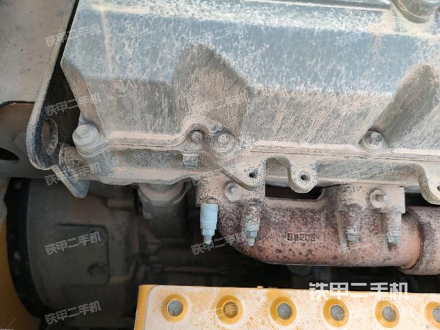 氣門室蓋螺絲特寫（上車部件）