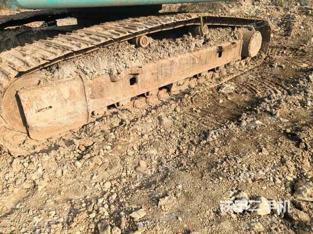 左側(cè)履帶整體?（行走機(jī)構(gòu)）