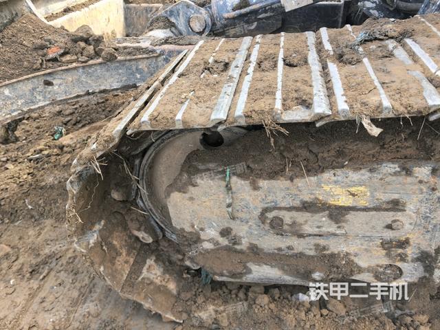 左側(cè)行走馬達蓋板（行走機構(gòu)）