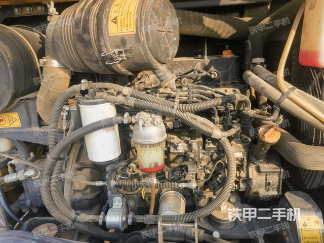 發(fā)動機整體俯視(整機外觀) 發(fā)動機整體俯視(整機外觀)
