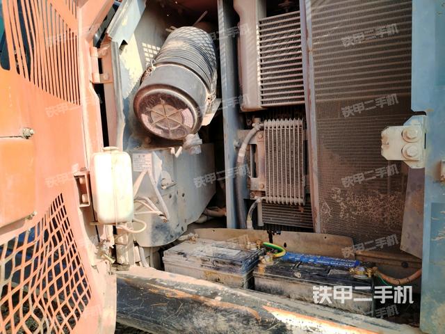 散熱器正面（大件艙室）