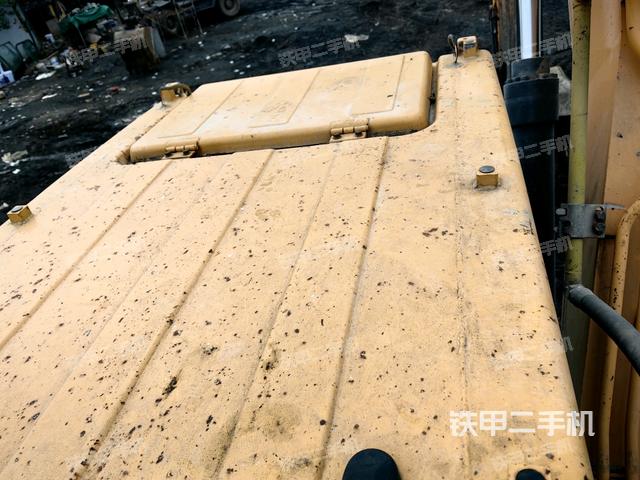 發(fā)動機(jī)室（上車部件）