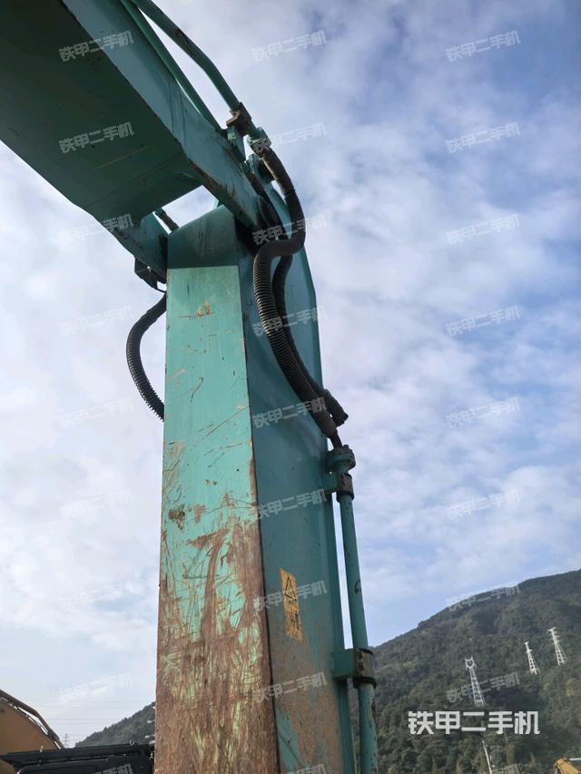 小臂整體左后（工作和回轉(zhuǎn)裝置）