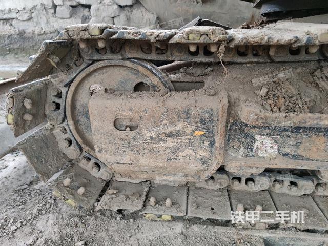 左導向輪(行走機構) 左導向輪(行走機構)