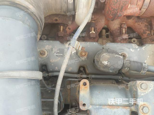 氣門室蓋螺絲特寫（上車部件）