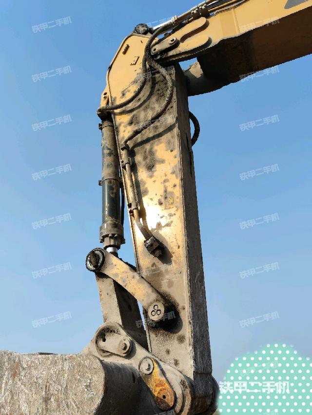 小臂整體左后（工作和回轉(zhuǎn)裝置）