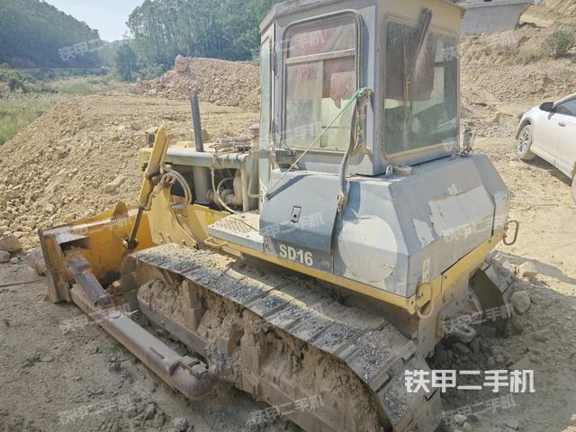 整機右側(cè)（設(shè)備外觀及核心部件）