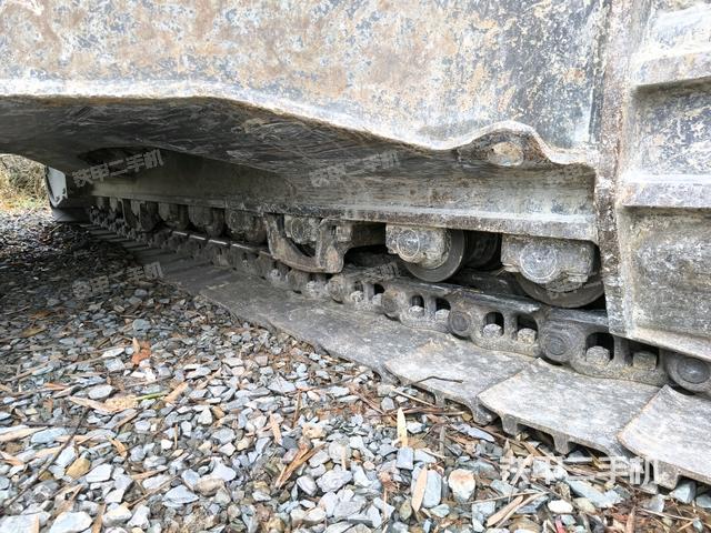 左驱动轮(行走机构) 左驱动轮(行走机构)