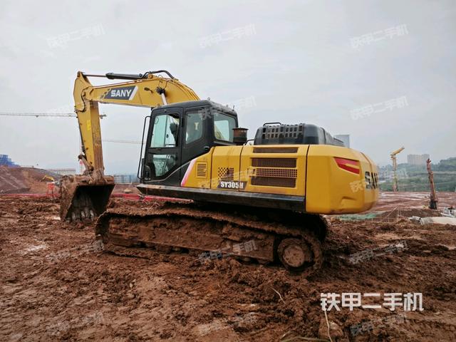 左后45(整機(jī)外觀) 左后45(整機(jī)外觀)