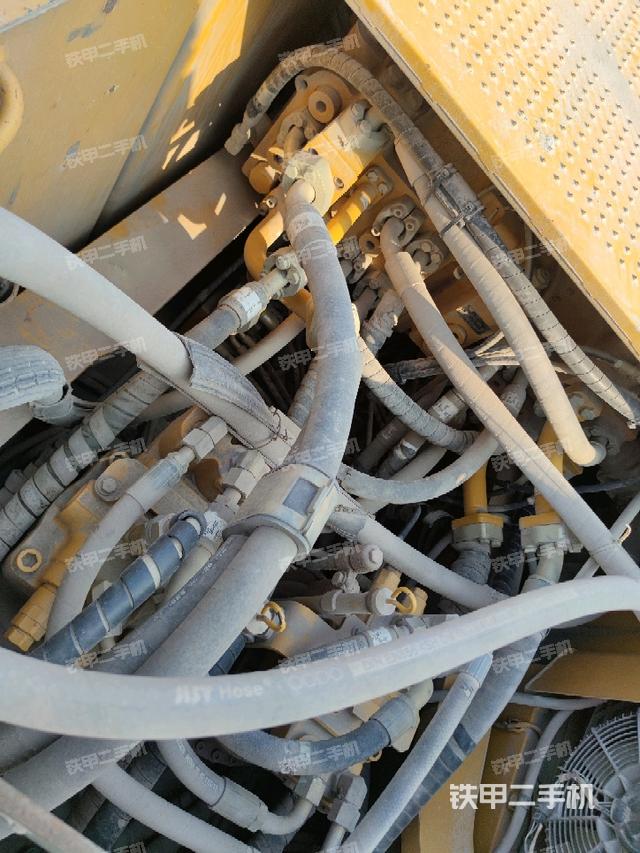 回轉(zhuǎn)馬達(dá)（上車(chē)部件）