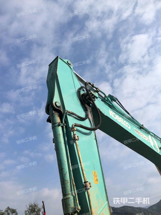 小臂整體右前（工作和回轉(zhuǎn)裝置）