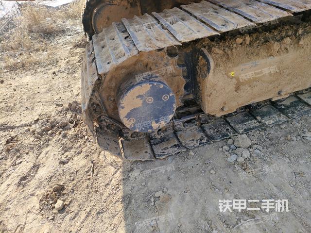 右驅(qū)動(dòng)輪（行走機(jī)構(gòu)）