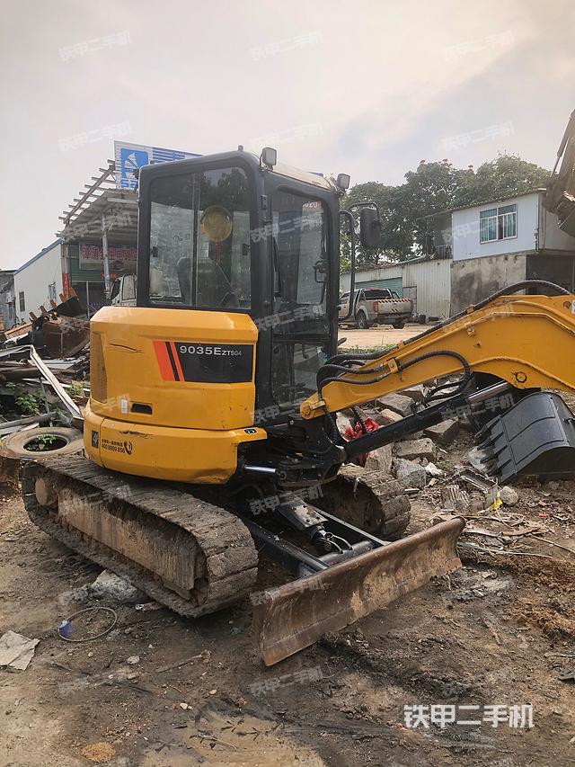 整機右后45°（整機外觀）